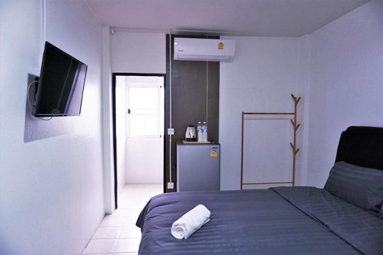 Racha Caftel - 7 House - รชาคาฟเทล Aparthotel Чиангмай Екстериор снимка