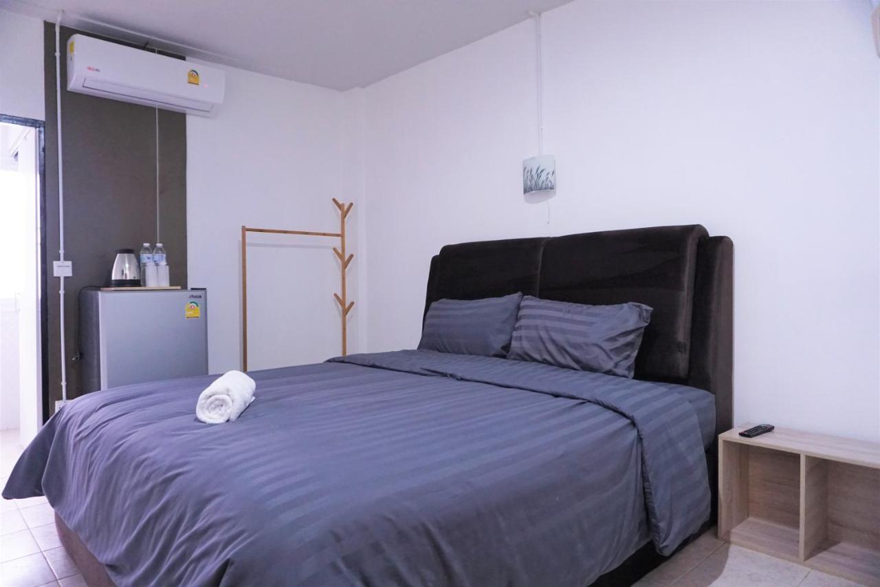 Racha Caftel - 7 House - รชาคาฟเทล Aparthotel Чиангмай Екстериор снимка
